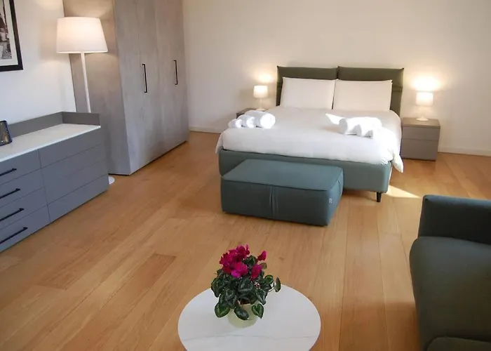 Nesty Margana House Апартаменты *