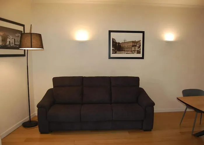 Апартаменты Nesty Margana House